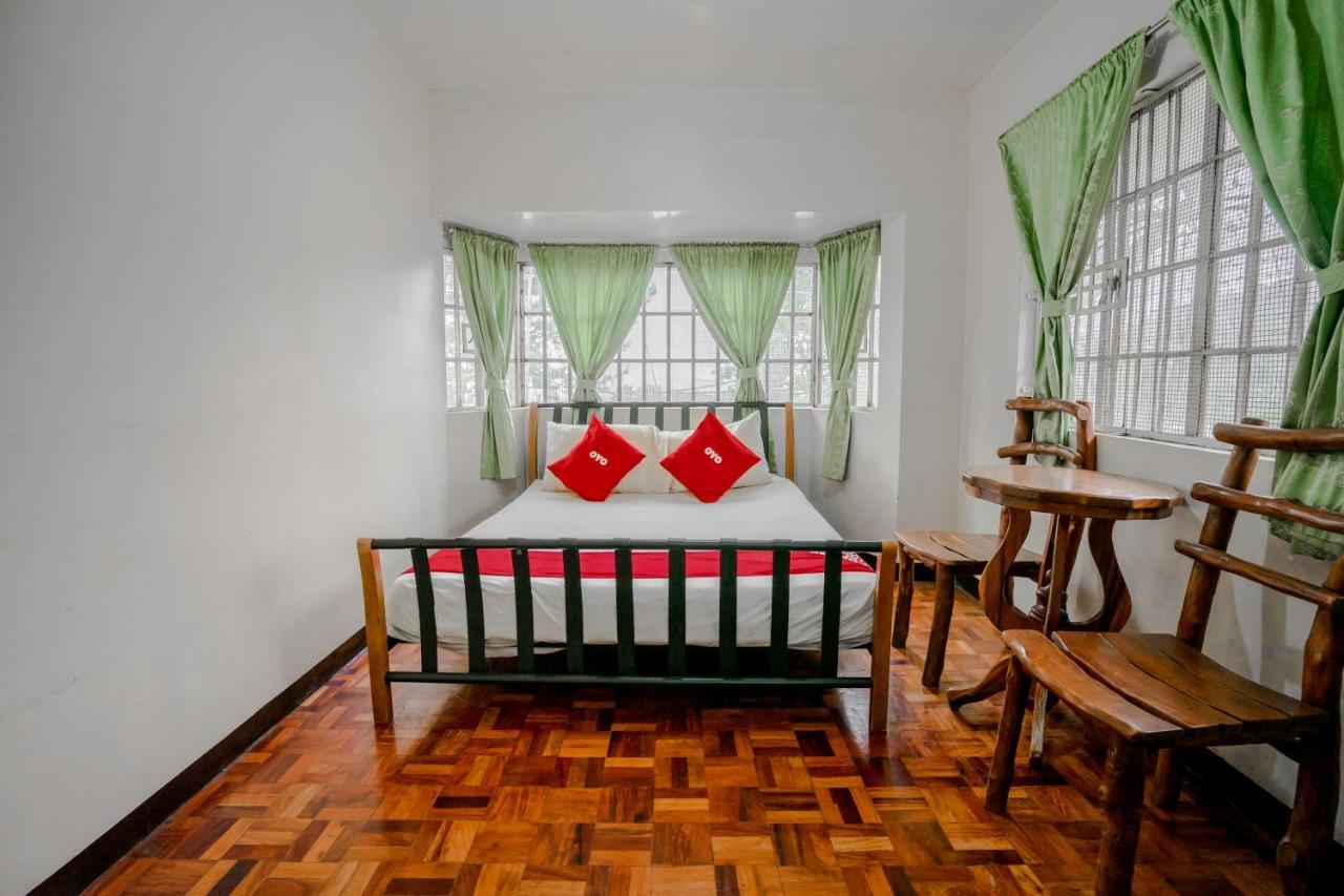 Oyo 760 Tiptop Vacation Homes Baguio City Eksteriør billede