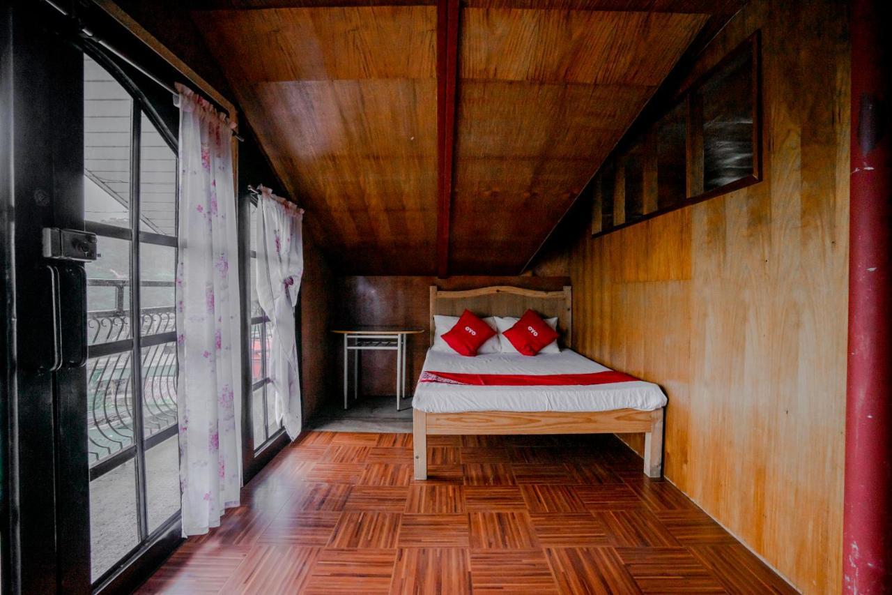 Oyo 760 Tiptop Vacation Homes Baguio City Eksteriør billede