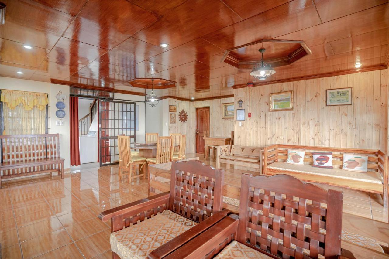 Oyo 760 Tiptop Vacation Homes Baguio City Eksteriør billede