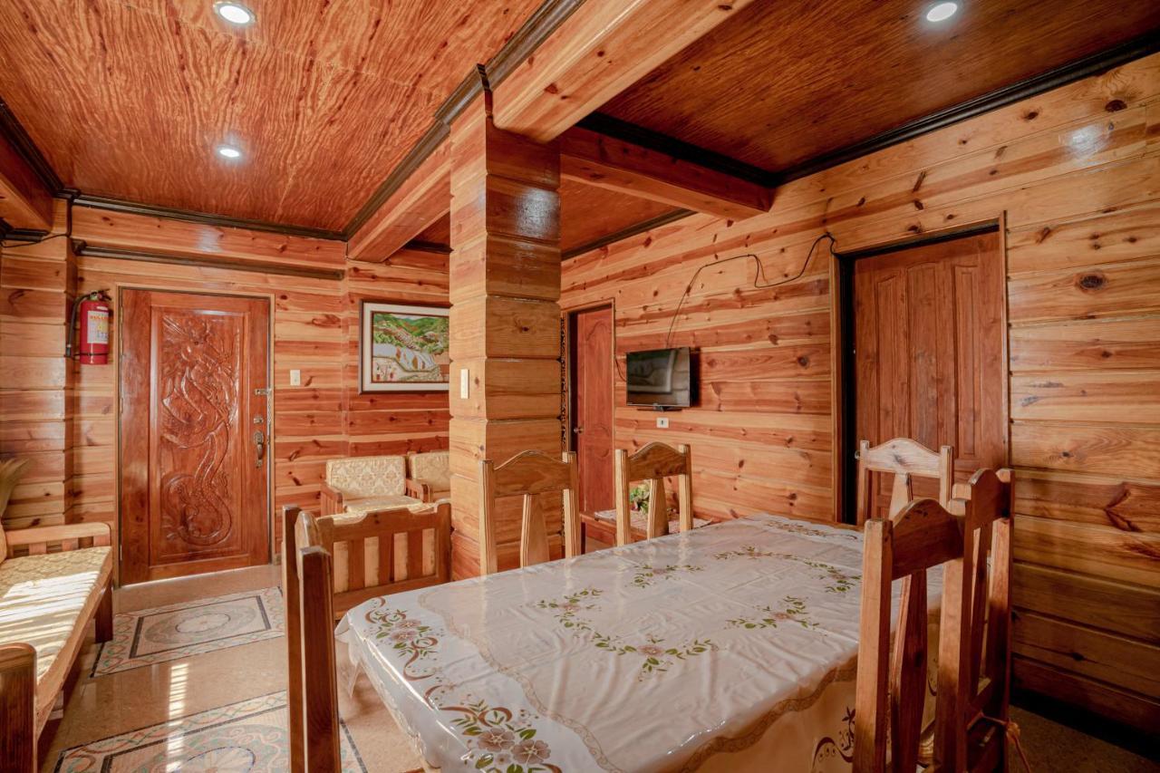 Oyo 760 Tiptop Vacation Homes Baguio City Eksteriør billede
