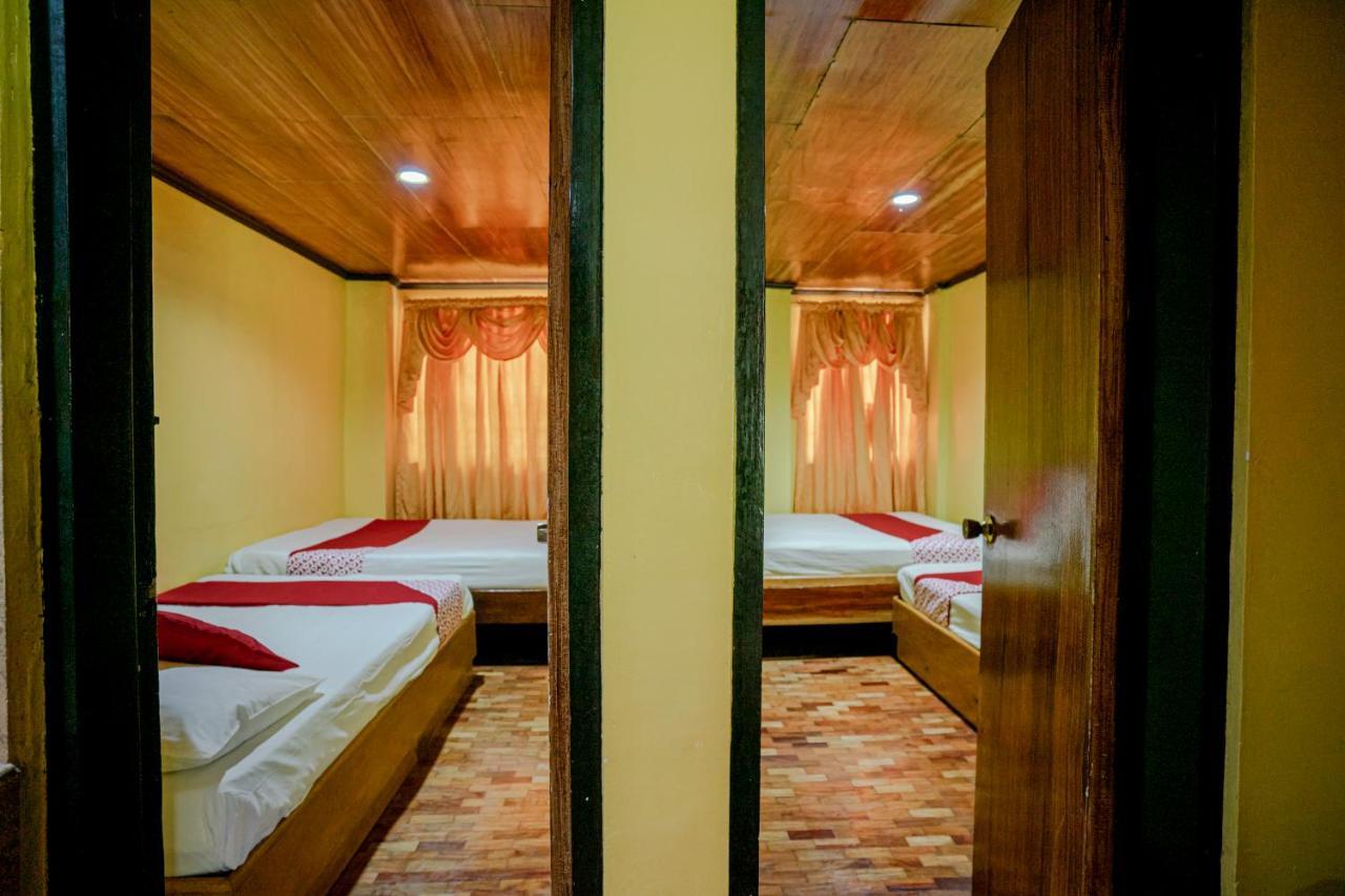 Oyo 760 Tiptop Vacation Homes Baguio City Eksteriør billede