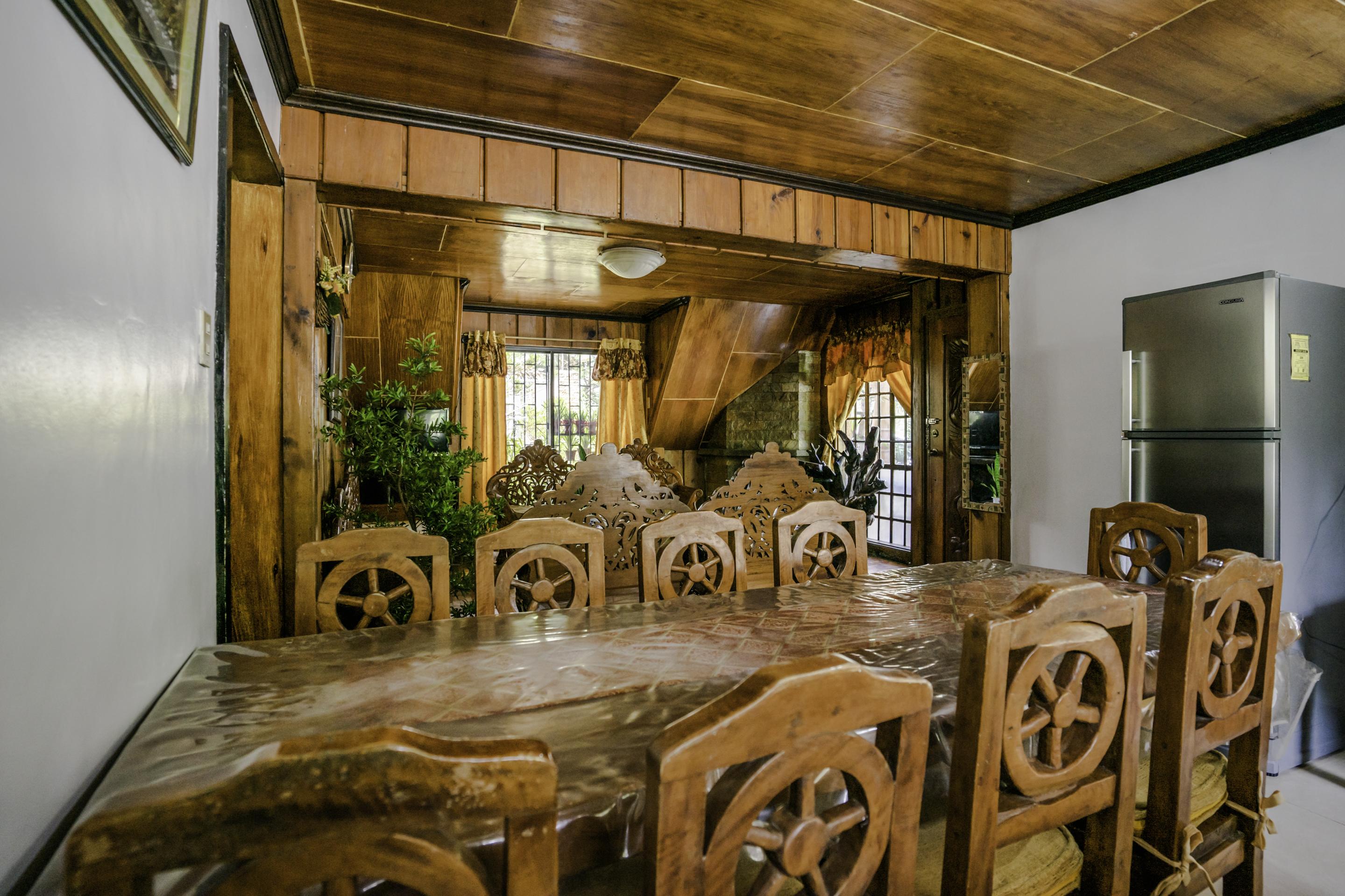 Oyo 760 Tiptop Vacation Homes Baguio City Eksteriør billede