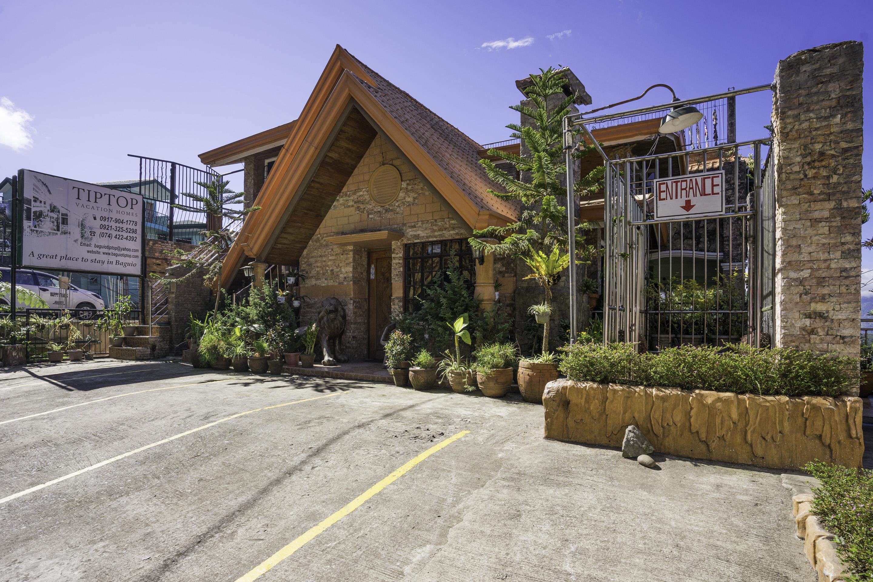 Oyo 760 Tiptop Vacation Homes Baguio City Eksteriør billede