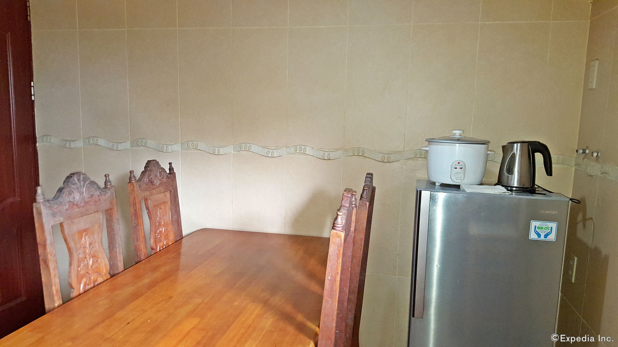 Oyo 760 Tiptop Vacation Homes Baguio City Eksteriør billede