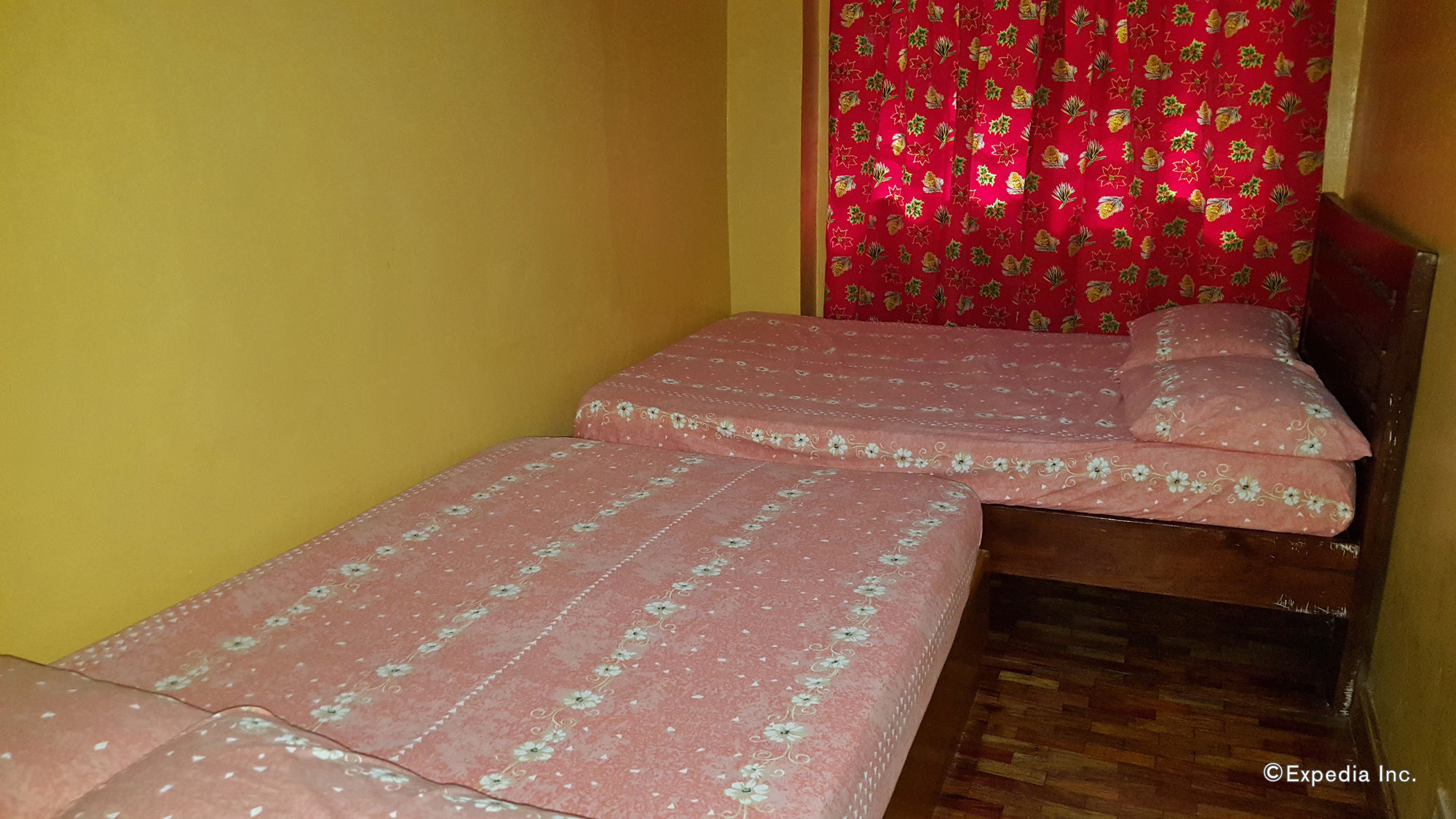 Oyo 760 Tiptop Vacation Homes Baguio City Eksteriør billede